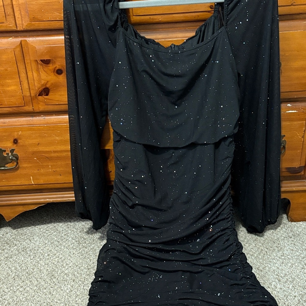 Chic Black Long Sleeve Dress with Sparkle